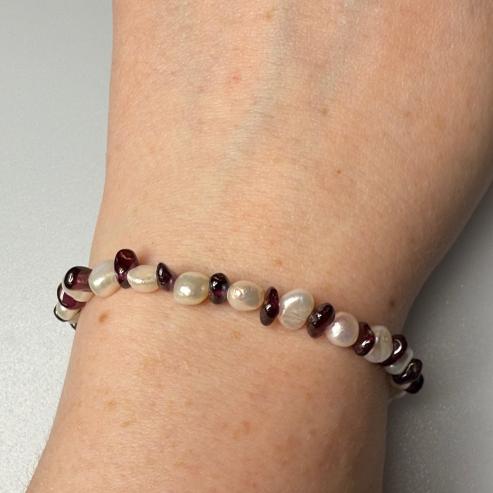 Pearl and Burgundy Beaded Bracelet